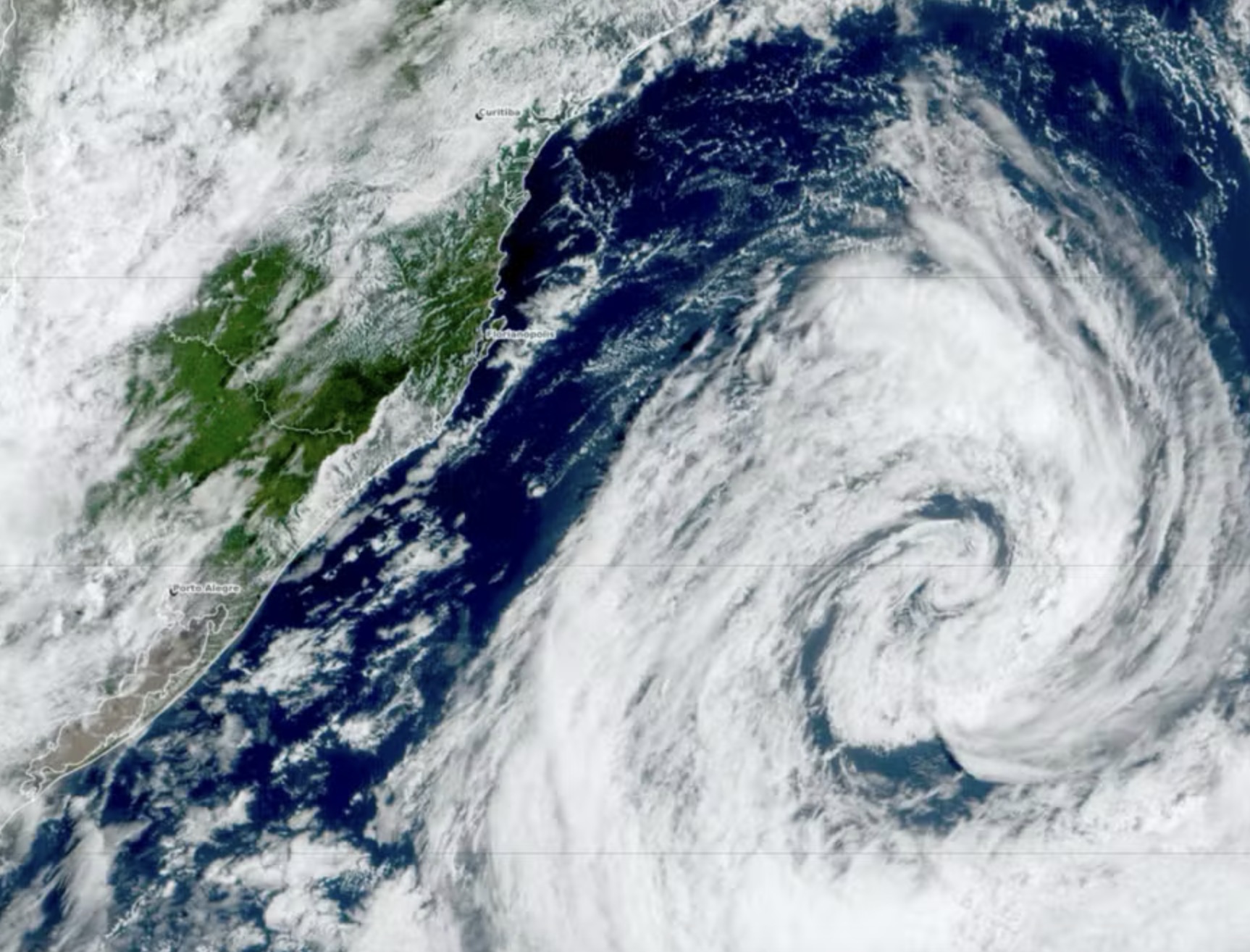 Possível e raro ciclone subtropical se formou na costa do Brasil
